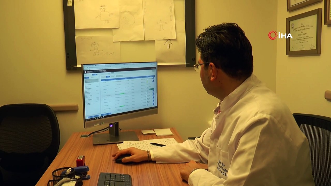 Doç. Dr. Murat Doğan: “Korona virüsü, geçtiğimiz yıllarda ortaya çıkan SARS virüsü ile büyük oranda benzerlik gösteriyor”