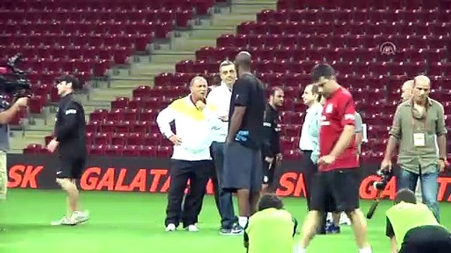 ABD'li ünlü basketbolcu Kobe Bryant helikopter kazasında hayatını kaybetti