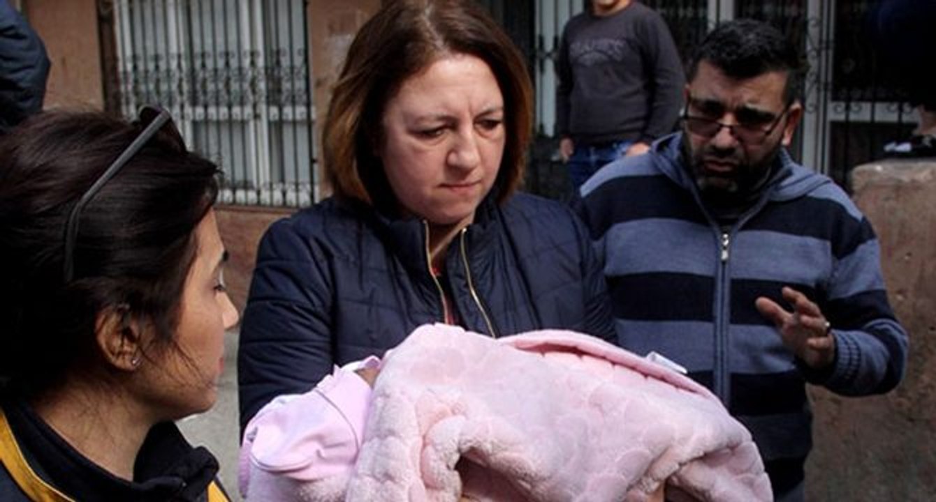 40 günlük bebeği kapı önüne bıraktı, 'Babasına ders vermek istedim' dedi