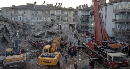 Son Dakika: Elazığ depreminde ölü sayısı 40'a yükseldi