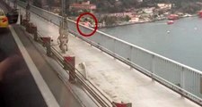 15 Temmuz Şehitler Köprüsü'ndeki intihar anı kamerada