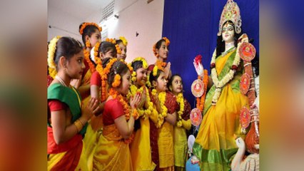 Basant Panchami 2020 : वसंत पंचमी पर सरस्वती मां को जरूर चढ़ाएं ये 5 चीजें | Boldsky