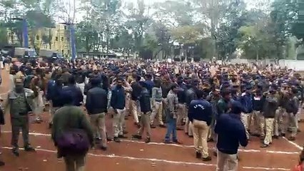 नियमितीकरण को लेकर 2700 होम गार्ड ने किया प्रदर्शन, लगाए नारे