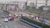 중국 전역에서 우한 시민들 쫓겨나는 사태 발생 / YTN
