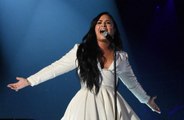 Demi Lovato rompe a llorar tras su actuación en los Grammy