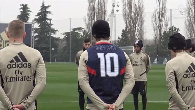 El Real Madrid guarda un minuto de silencio en memoria de Kobe Bryant