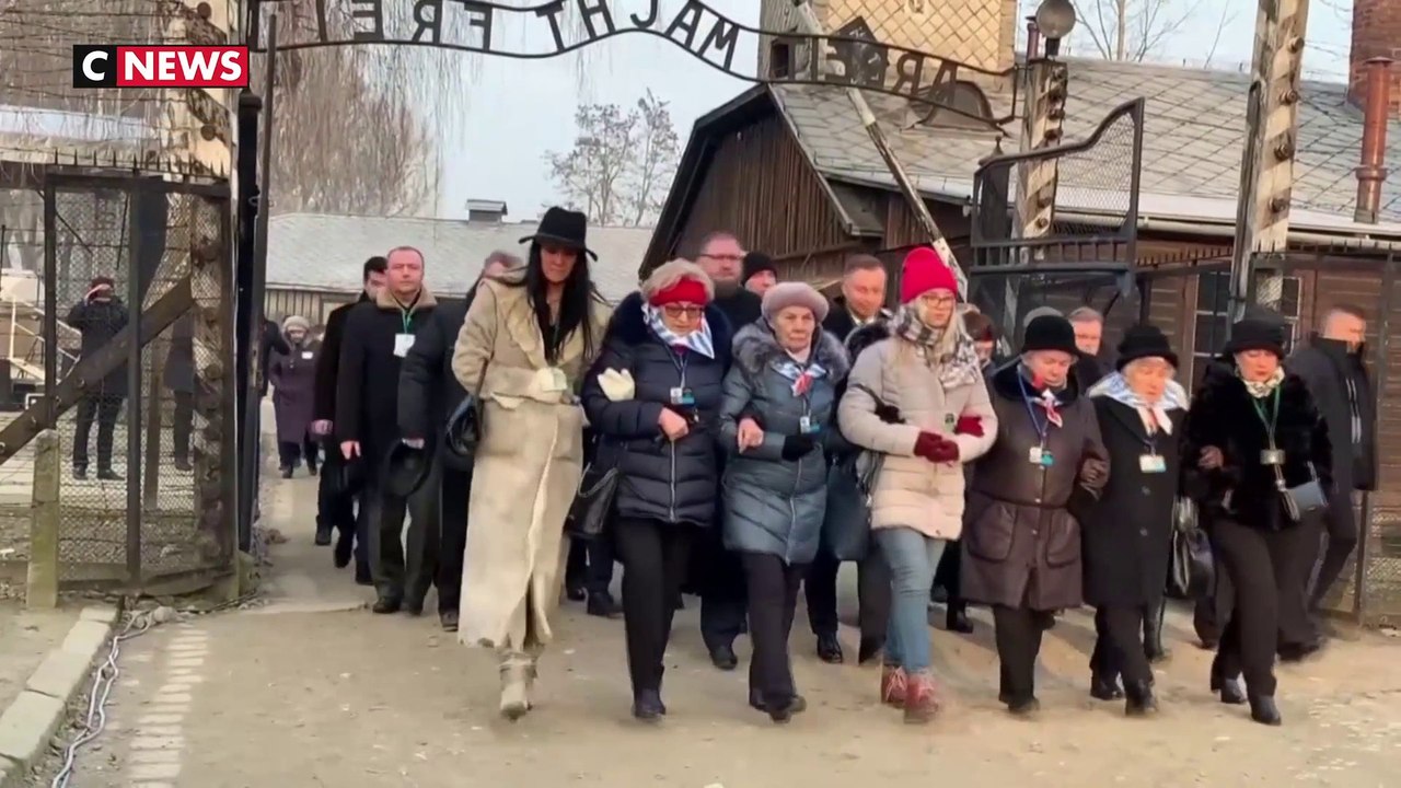 A Auschwitz, les rescapés appellent à ne pas oublier