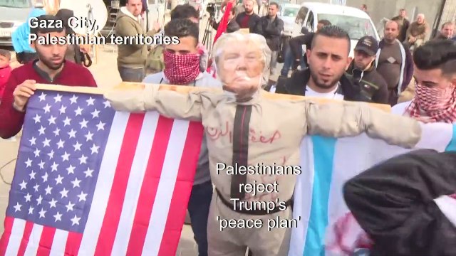 Palestinian demonstrators protest against Trump's peace plan
