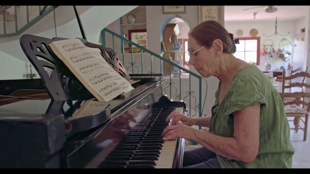 2) À Paris, sur un petit cheval gris. Comptine française. Chansons et rondes enfantines. Piano. Musique