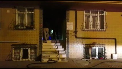 Esenyurt'taki yangında mahsur kalanlar itfaiye ekiplerince kurtarıldı