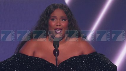 GRAMMY, 18 VJEÇARJA BILLIE EILISH TRIUMFON NE KATER KATEGORI - News, Lajme - Kanali 7