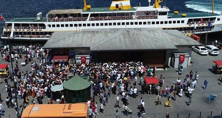 İstanbul'da vapurlar 24 saat hizmet vermeye başlayacak