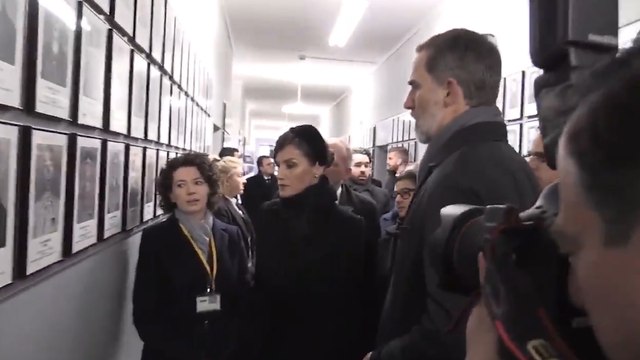 Los Reyes Felipe y Letizia visitan Auschwitz