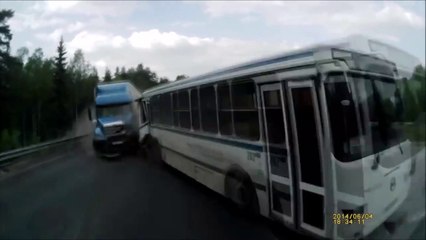 _Car_Crash_Compilation_