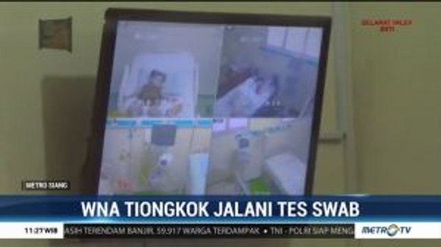 WNA Asal Tiongkok Jalani Tes Swab di RSUD Dr. Soetomo Surabaya
