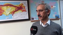 - Prof. Dr. Kumsar: “Elazığ depremi Denizli için deprem riski oluşturmuyor'- 'Türkiye’de çok sayıda aktif fay hattı var'- Uzmanlar Denizli’yi etkileyecek olan depremin maksimum seviyesini  6,8 olarak öngörüyor
