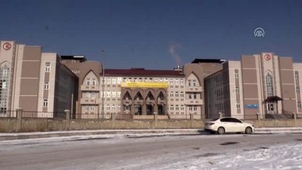 Geleceğin sağlıkçıları yaşlıların şifa umudu oldu