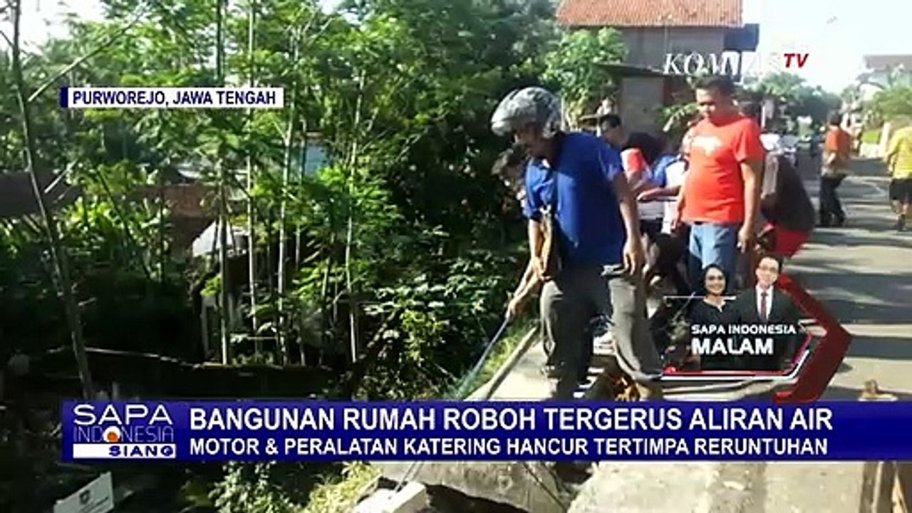Sebuah Rumah di Purworejo Roboh Karena Hujan Deras