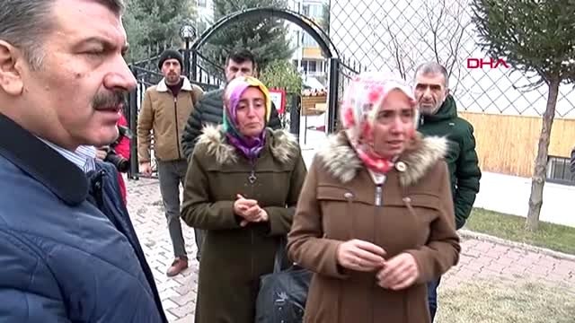 Elazığ içişleri bakanı süleyman soylu ile sağlık bakanı fahrettin koca, taziye evinden çıktı