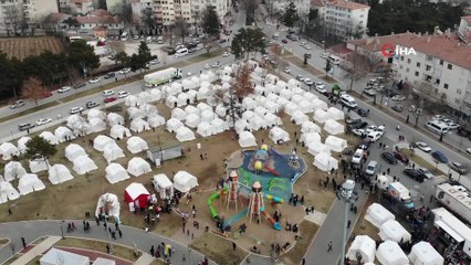 Depremin vurduğu Elazığ'da, çocukların çadır kentlerde yaşamı