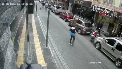 Manisa deprem anı akhisar'da kameralara yansıdı