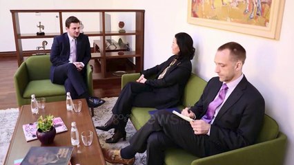 Ora News - Cakaj takon Yuri Kim: ShBA, partner i pazëvendësueshëm për Shqipërinë