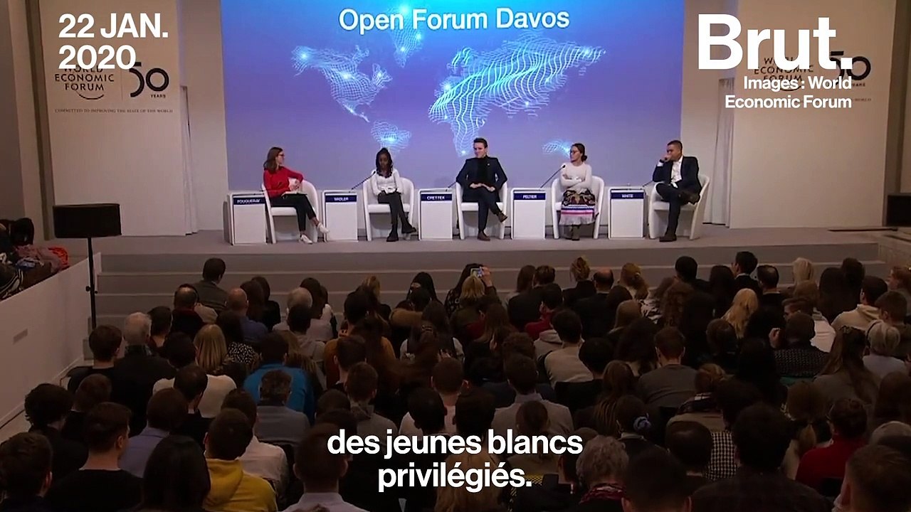 "Les médias sont doués pour encenser les mouvements des jeunes blancs privilégiés", a lancé Naomi Wadler