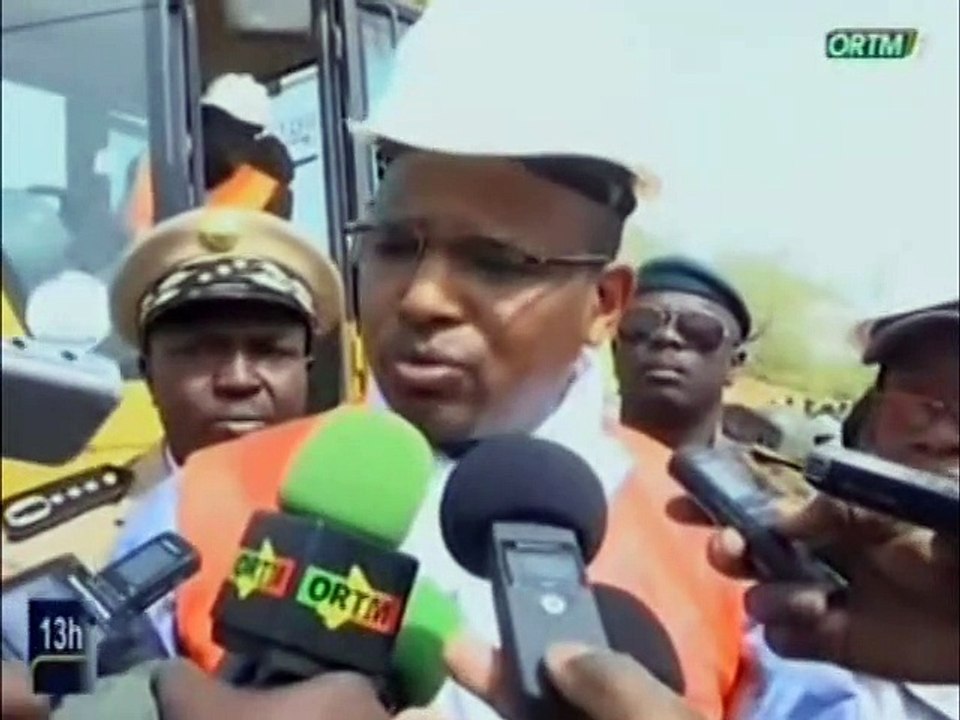 ORTM - Lancement des travaux de reconstruction de la route de Gao - Sévaré par le Premier Ministre Boubou CISSE