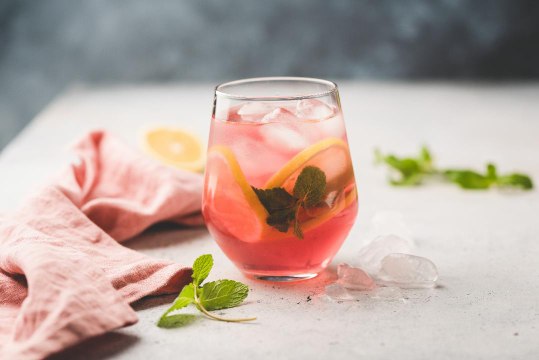 The Non-Alcoholic Cocktails That Food & Wine Staff Actually Drink