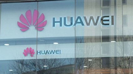Boris Johnson sfidon hapur Amerikën/ I lejon Huaweit qasje në 5G