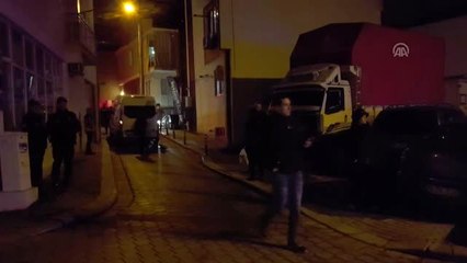 Komşular arasındaki "çöp kutusu" kavgasında 4 kişi yaralandı