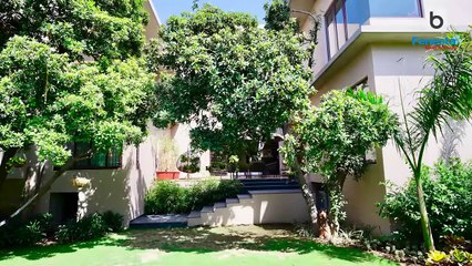 27,000 sq ft Chikoowadi Residence in Ahmedabad by Dreamscape Architects