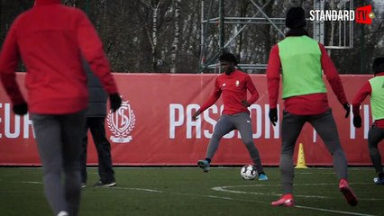 Découvrez les premiers pas de John Nekadio le petit frère de Luyindama avec le Standard | SUIVEZ