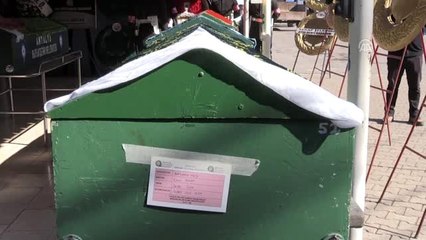 Öldürülen anne ve kızının cenazesi toprağa verildi