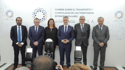 Las islas, Ceuta y Melilla ven que el 75% de descuento aéreo subió precios