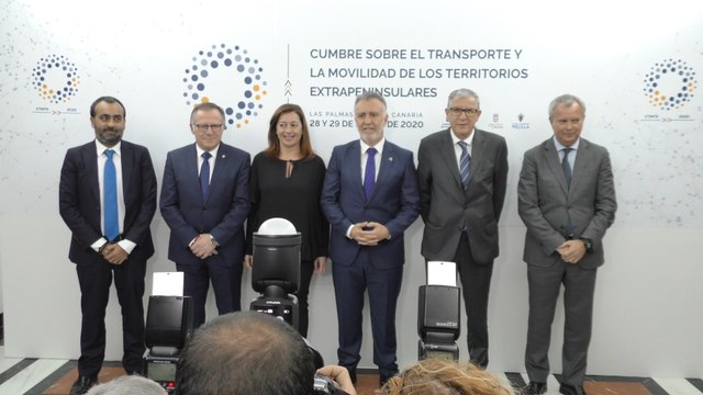 Las islas, Ceuta y Melilla ven que el 75% de descuento aéreo subió precios