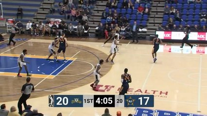 Trevon Bluiett (17 points) Highlights vs. Fort Wayne Mad Ants