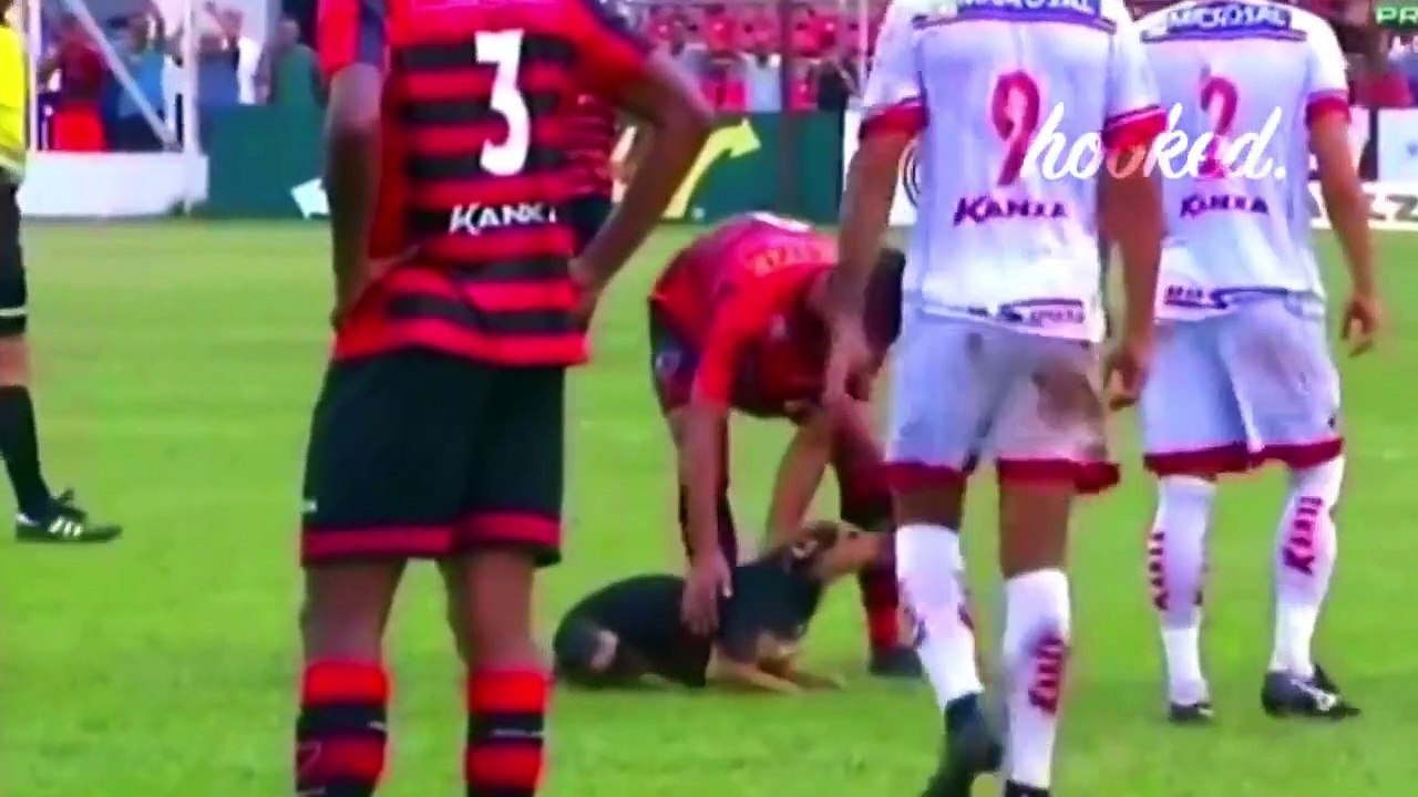 20 BEAUTIFUL MOMENTS OF RESPECT IN FOOTBALL