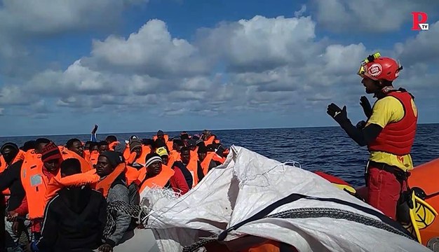 Asistimos al rescate de otras 78 personas que estaban a la deriva en la zona SAR de Libia en el segundo día de misión