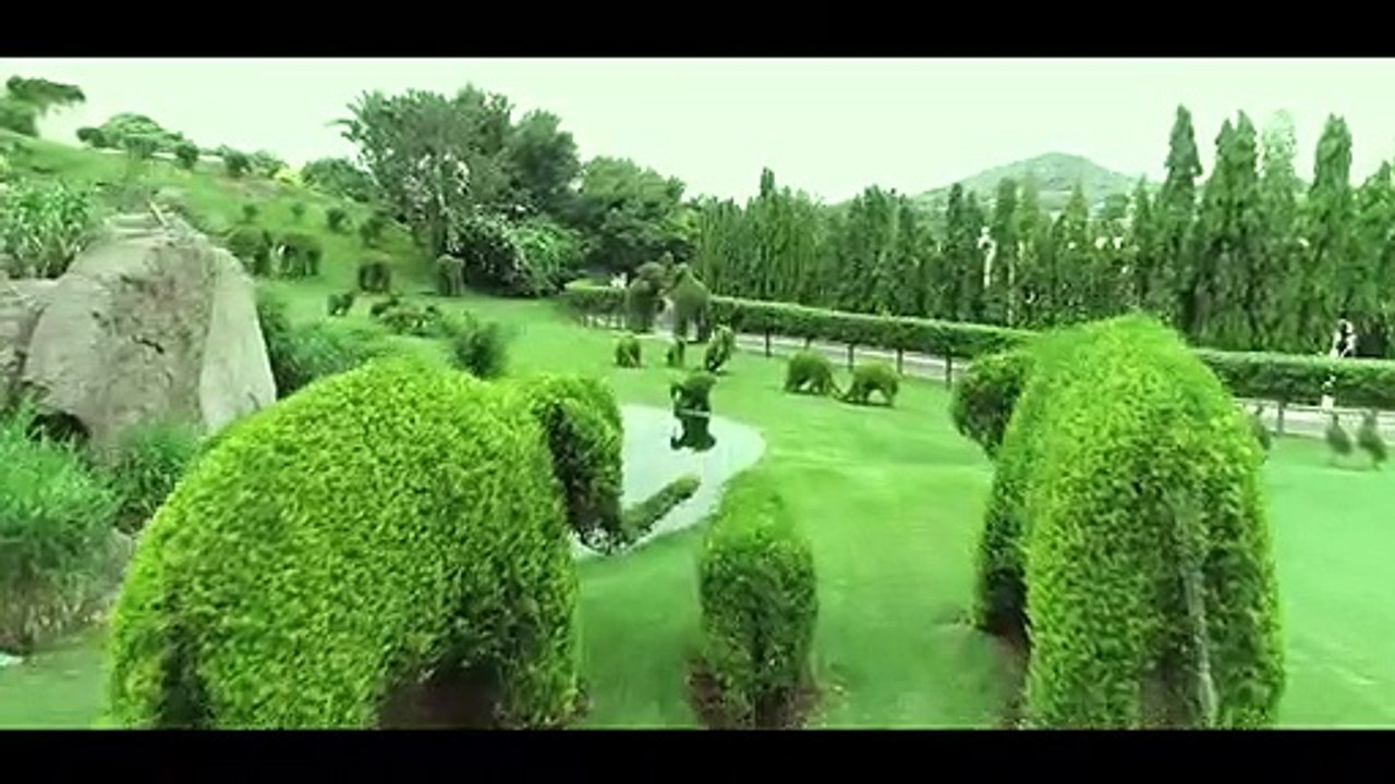 Best Theme Park in Hyderabad - Theme Gardens Attraction at Ramoji Film City.