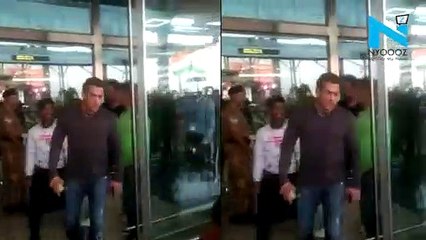Salman Khan 'misbehaves' with fan, National Students' Union of India wants him banned from Goa