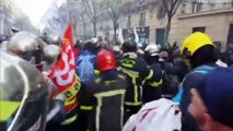 Police and protestors in clashes as anti-marcon demo turn violent