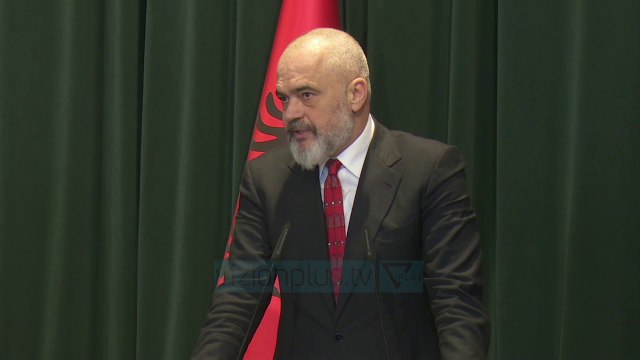 Komisioneri për Zgjerim: Shqipëria meriton çeljen e negociatave - News, Lajme - Vizion Plus