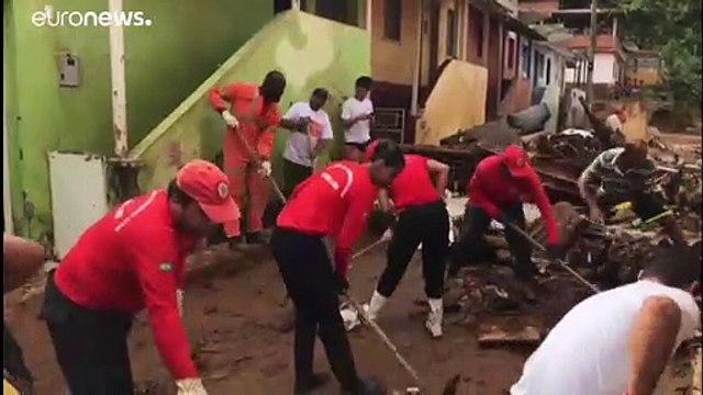 В Бразилии растет число жертв наводнений и оползней