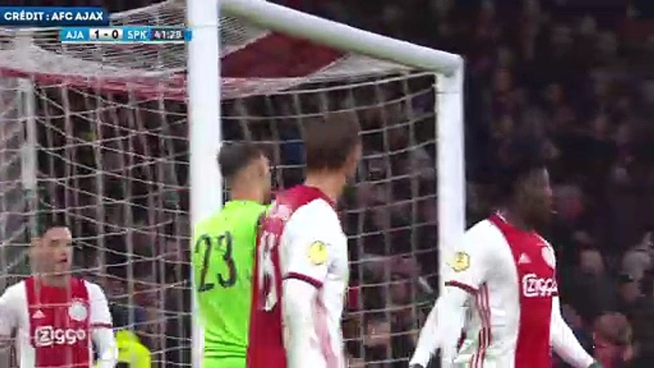 Une passe décisive et un but pour Dusan Tadic en Coupe des Pays bas