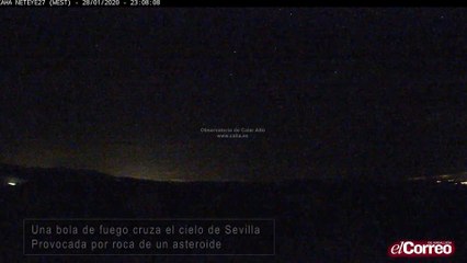 Una bola de fuego cruza el cielo de Sevilla
