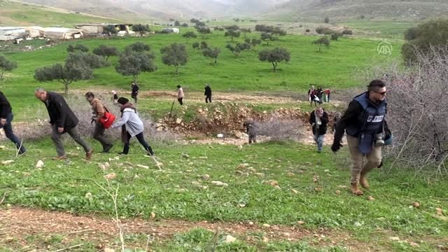 Filistinliler Batı Şeria'da Trump'ın sözde barış planını protesto etti: 3 yaralı