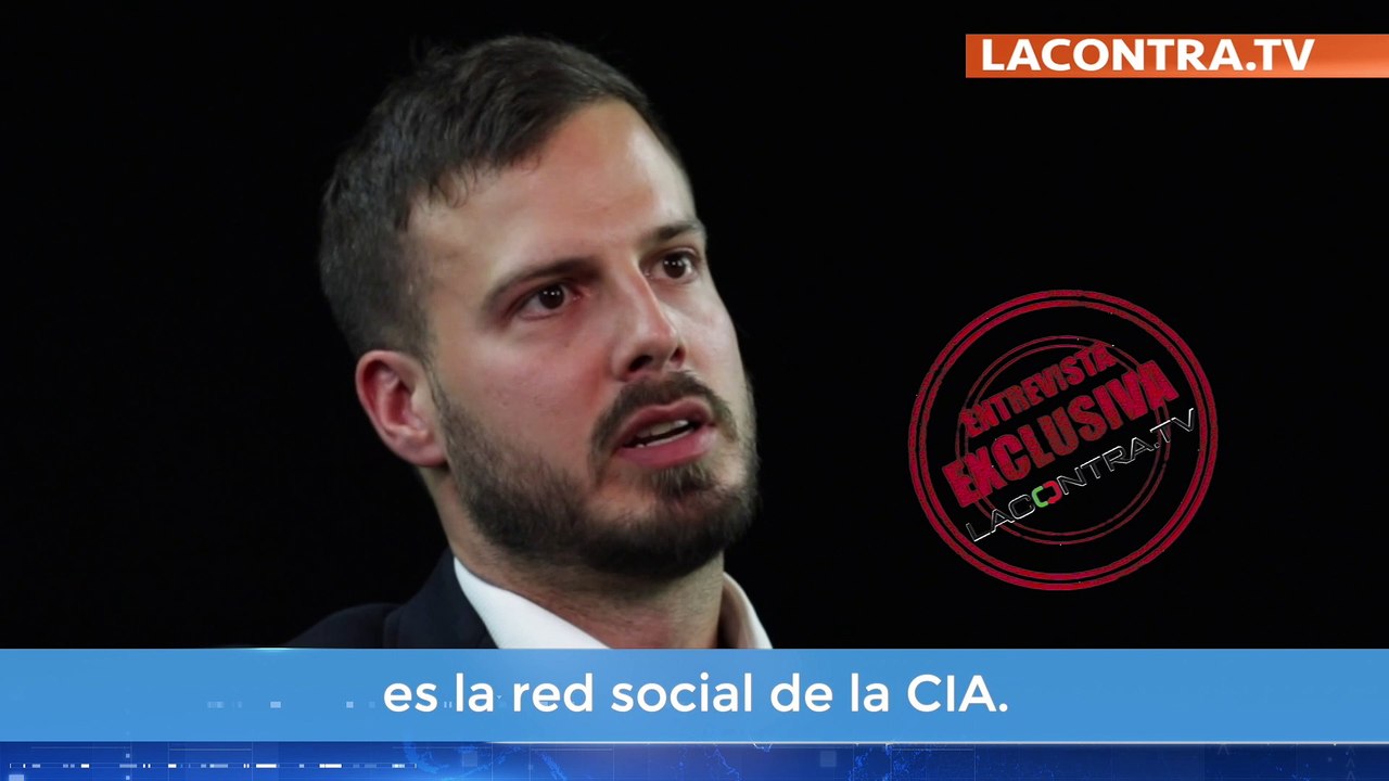 "Las redes sociales son un arma de doble filo" advierte el periodista Javier Villamor