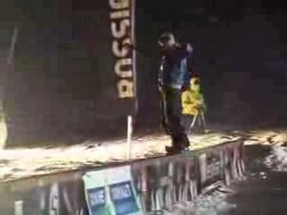 Snowboard rail world record