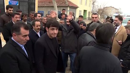 Bakanlar Soylu ve Koca, depremzedeleri ziyaret etti